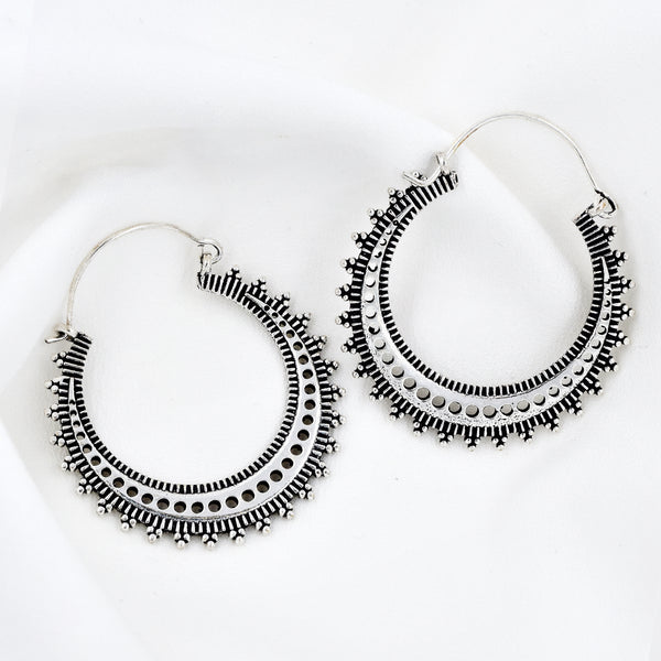 Brass Circular Cutout Milgrain Pointed Edge Hoop Earring